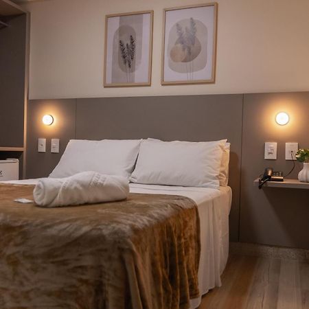 Augusta Hotel Joao Neiva ภายนอก รูปภาพ