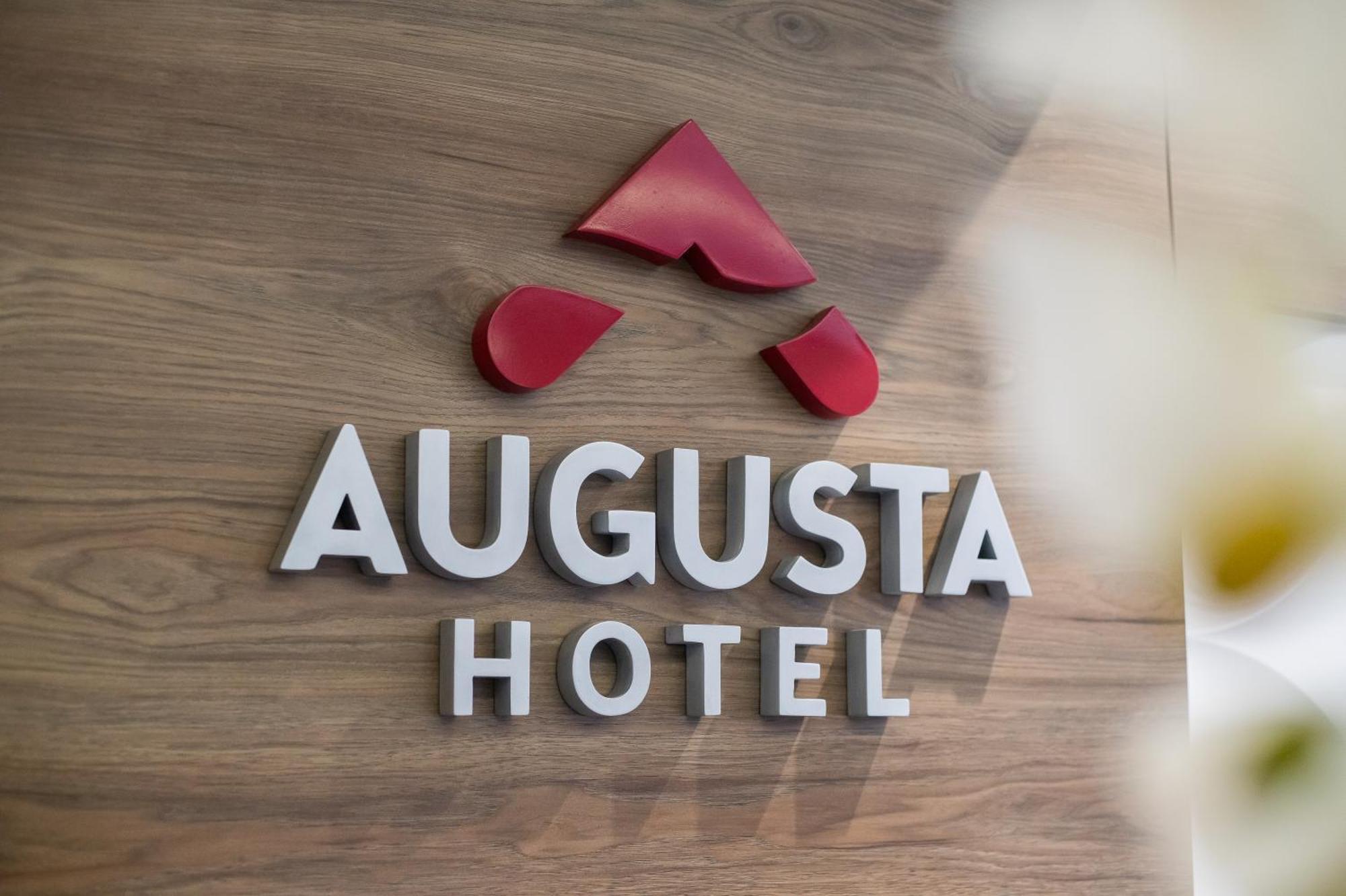 Augusta Hotel Joao Neiva ภายนอก รูปภาพ
